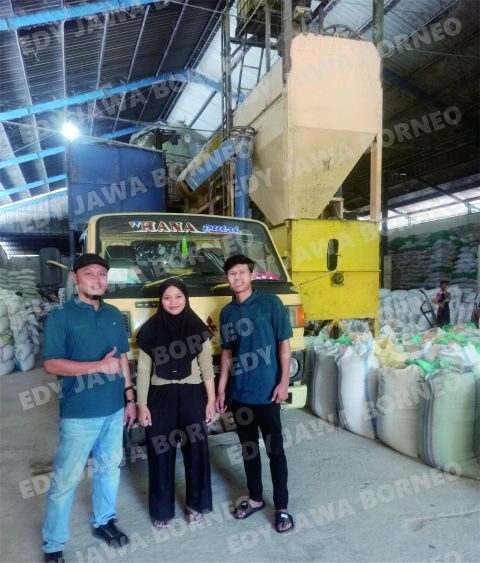 VISITOR DAN PELAYANAN PELANGGAN